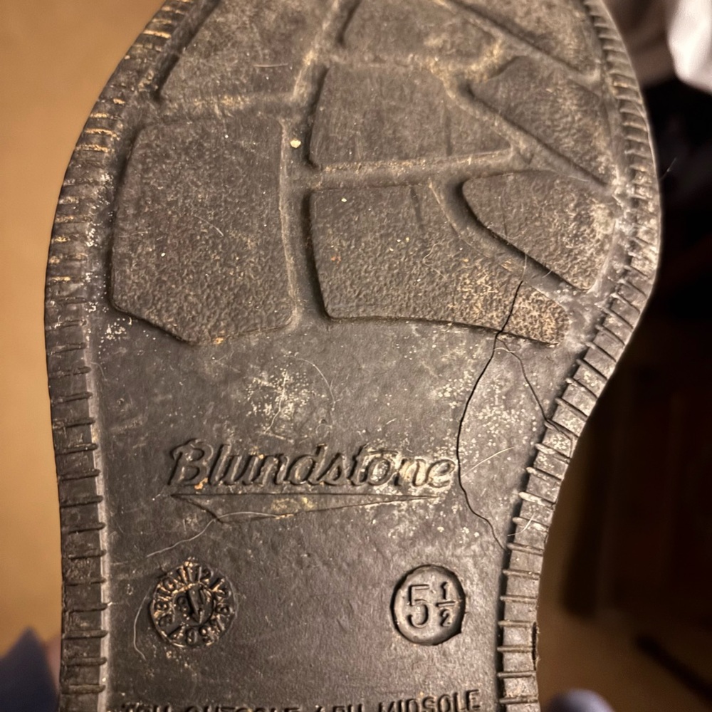 Women’s Brown Blundstone Leather Chelsea Boots - Picture 10 of 13